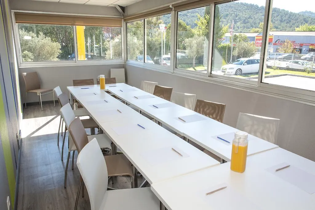 Ibis Budget Aubagne Paluds Agora France