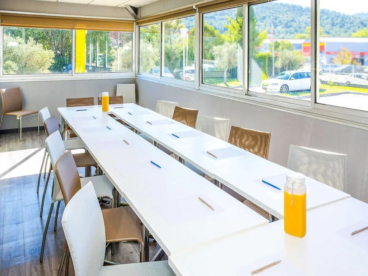 Ibis Budget Aubagne Paluds Agora Hotel