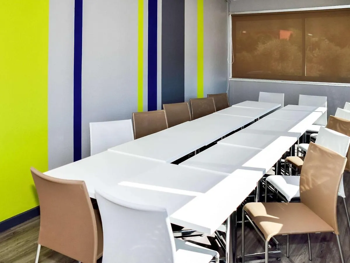 Hotell Ibis Budget Aubagne Paluds Agora
